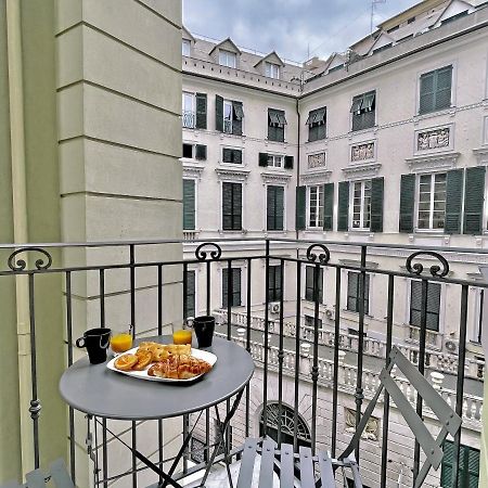 Happy Family Apartments U Papaviou Genova Kültér fotó